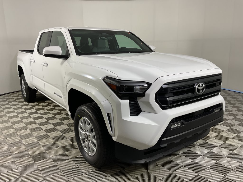New 2026 Toyota Tacoma SR5