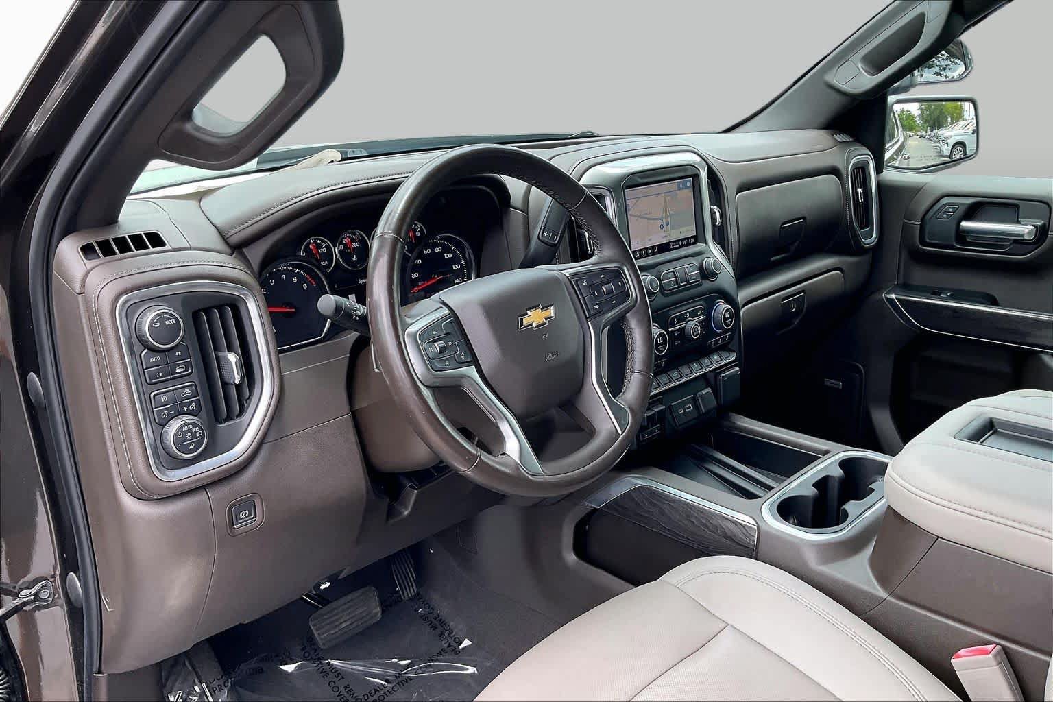 Used 2022 Chevrolet Silverado 1500 LTZ w/ LTZ Convenience Package II AWD/4WD image 14