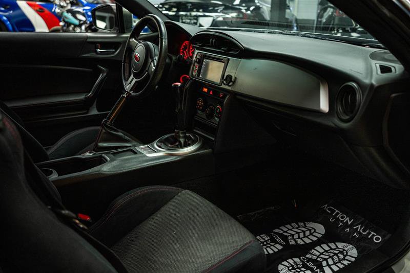 Used 2014 Subaru BRZ Premium w/ Popular Package #1B RWD image 11