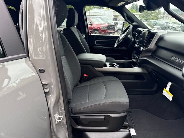 New 2026 RAM 3500 Big Horn AWD/4WD image 9