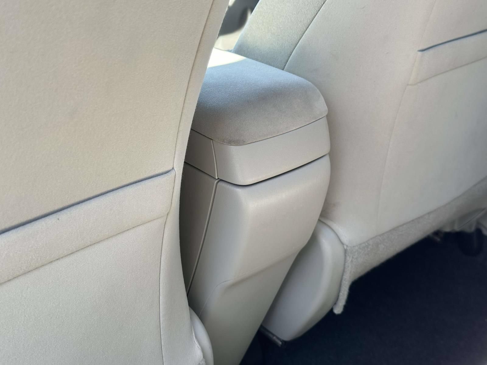 Used 2014 Toyota Prius Three FWD image 25