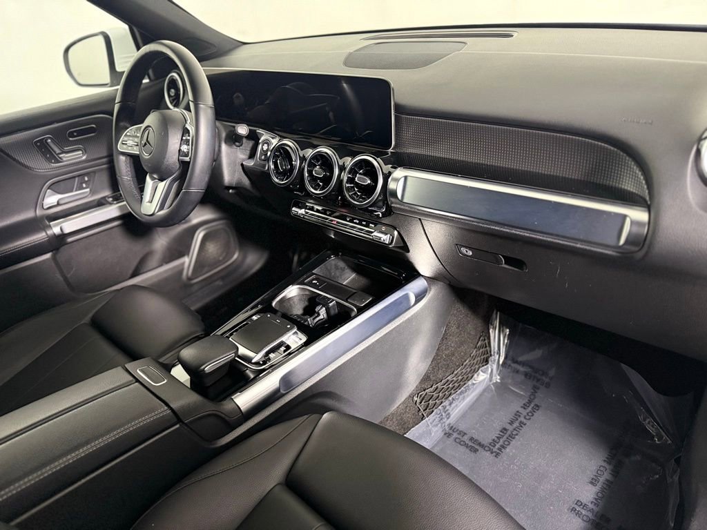 Used 2020 Mercedes-Benz GLB 250 4MATIC image 23