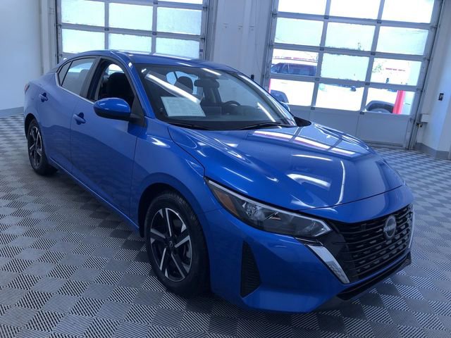 Used 2025 Nissan Sentra SV FWD image 35