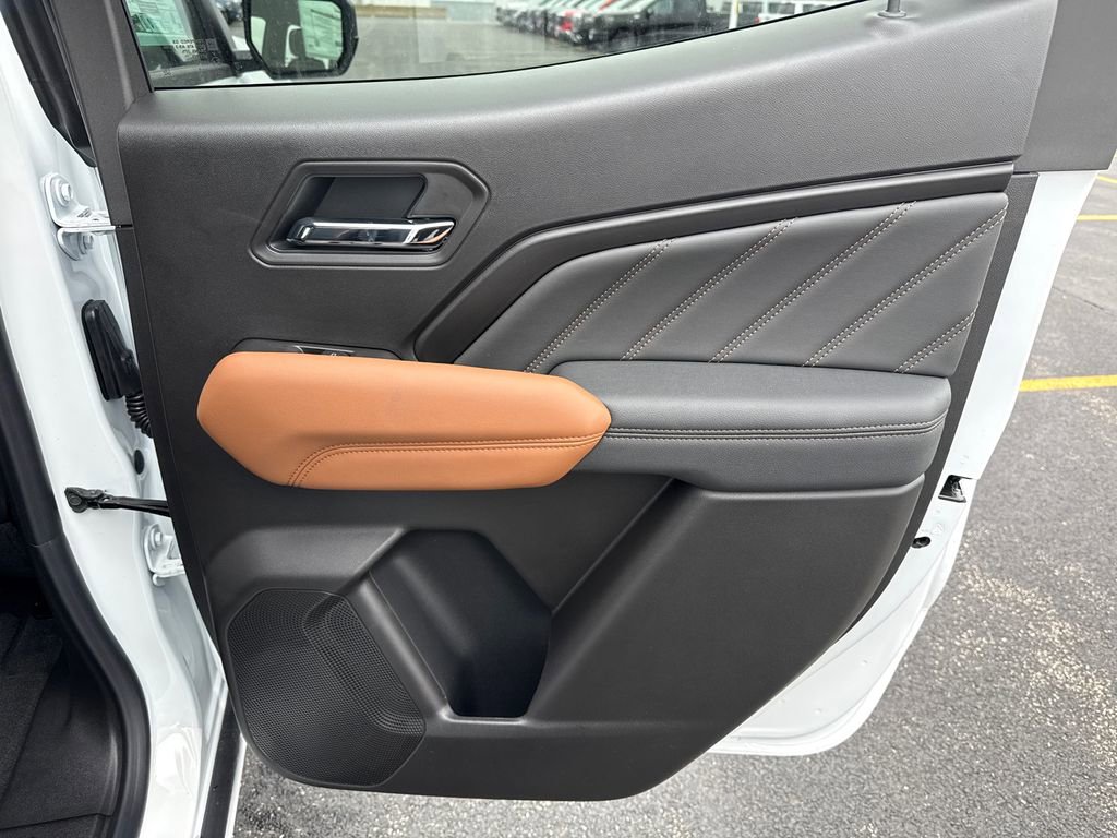 New 2026 GMC Canyon AT4 image 35