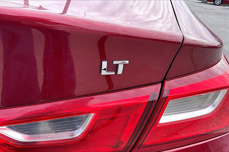 Used 2018 Chevrolet Malibu LT w/ Driver Confidence Package FWD image 23