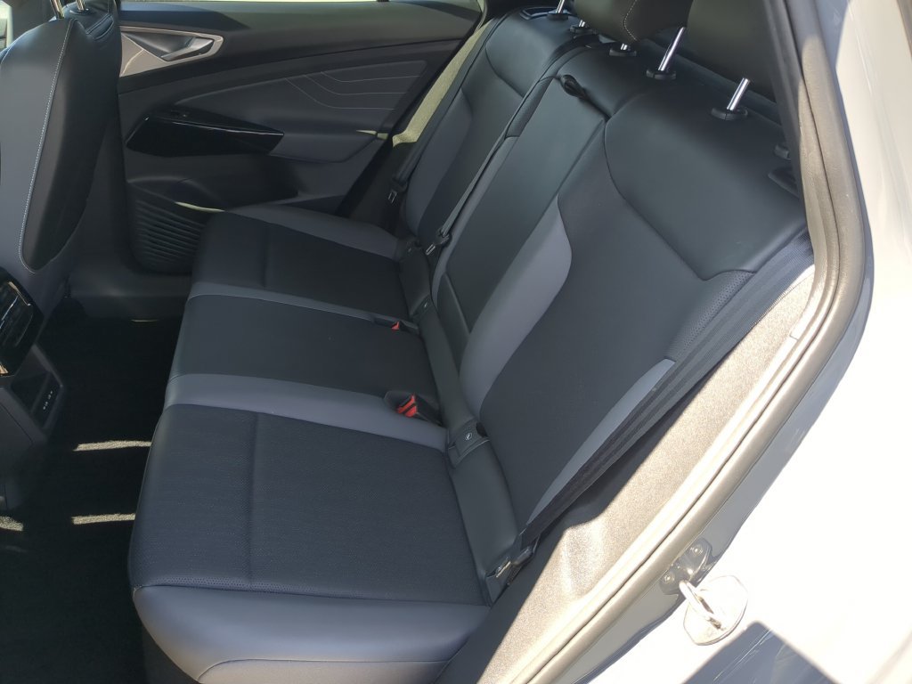 Certified 2023 Volkswagen ID.4 Pro S RWD image 17