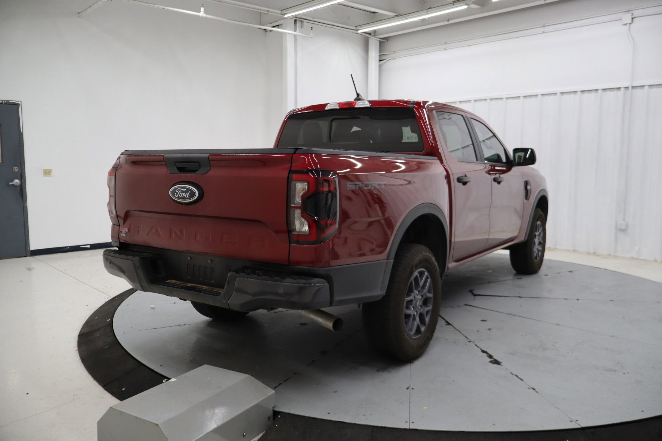 Used 2025 Ford Ranger XLT w/ Equipment Group 301A High RWD image 4