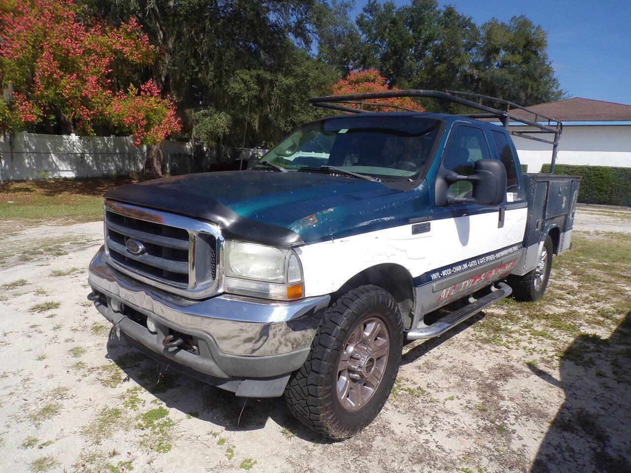 Used 2002 Ford F250 Lariat image 1