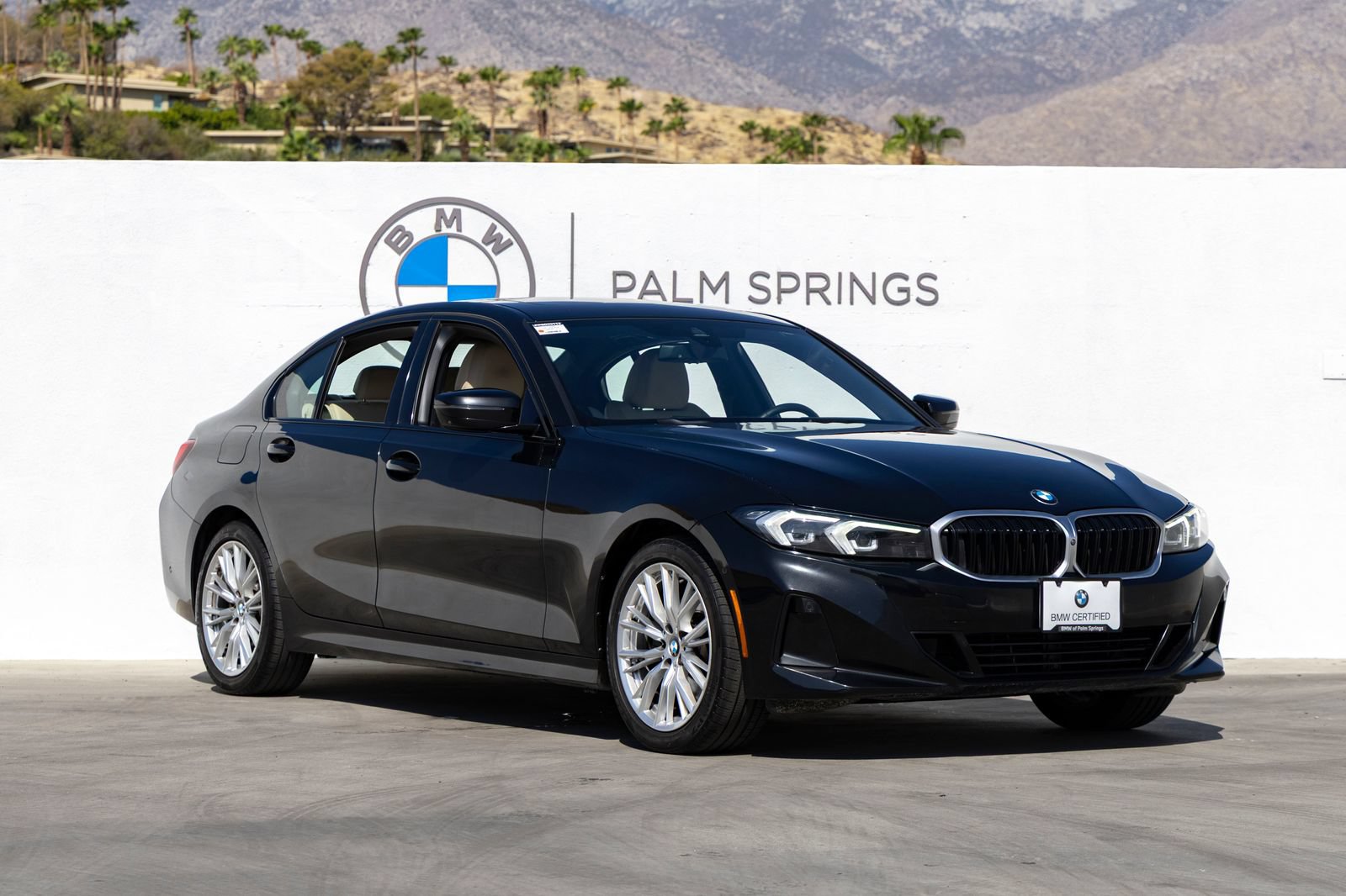 Certified 2023 BMW 330i Sedan w/ Parking Assistance Package RWD image 2
