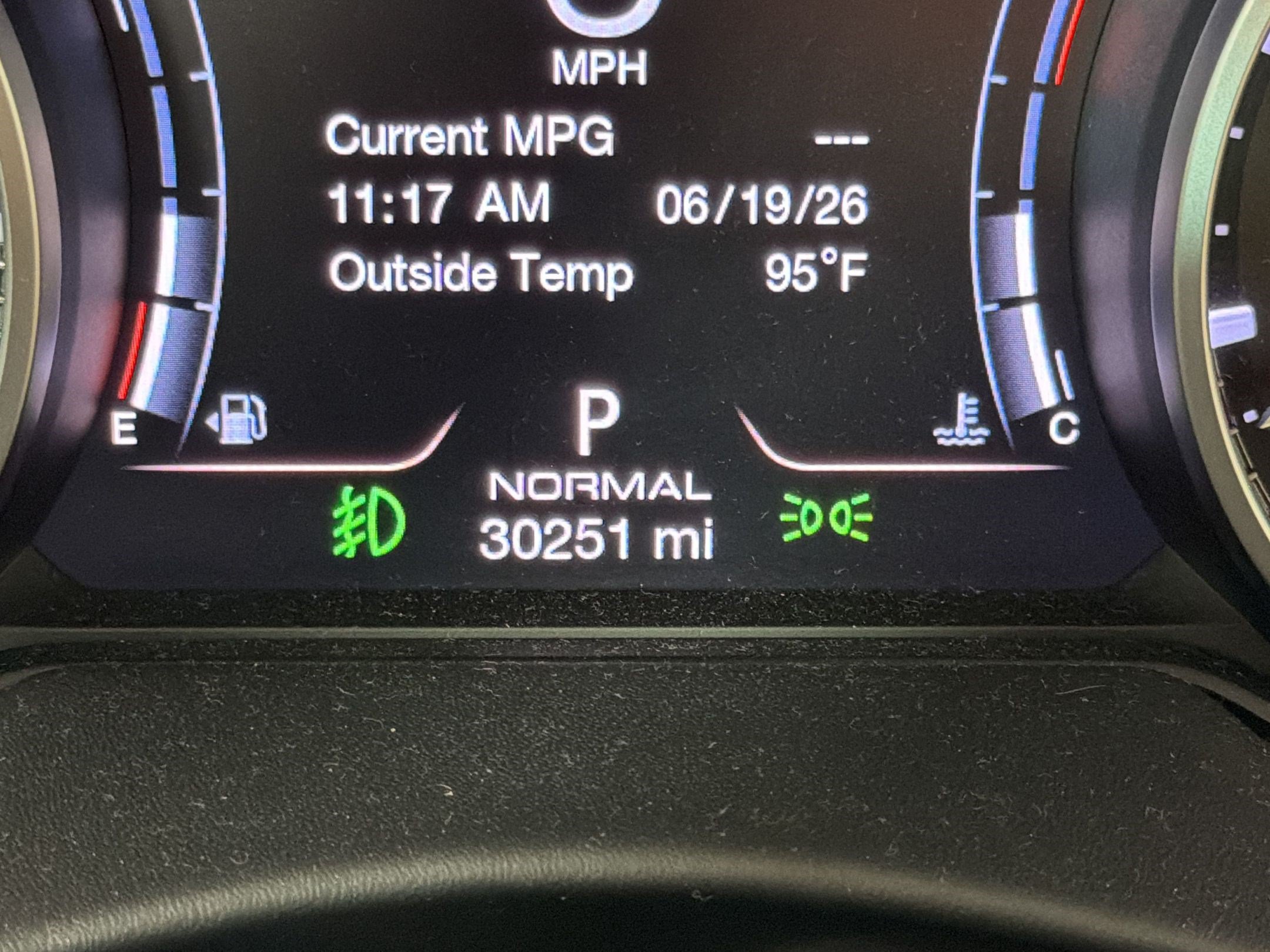 Used 2022 Maserati Levante Modena AWD/4WD image 31
