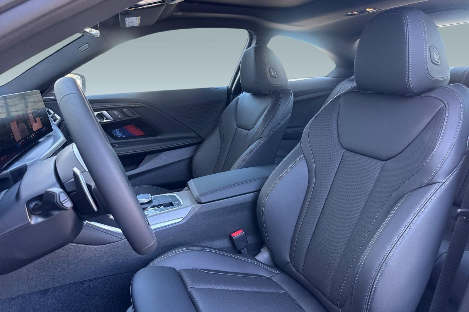 New 2026 BMW 230i Coupe w/ Premium Package RWD image 5