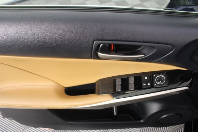 Used 2017 Lexus IS 300 AWD image 14