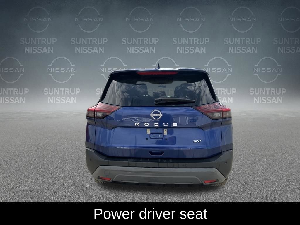 Used 2023 Nissan Rogue SV image 4