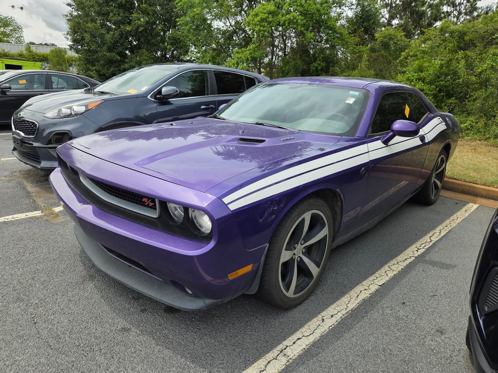 Used 2013 Dodge Challenger R/T RWD image 3
