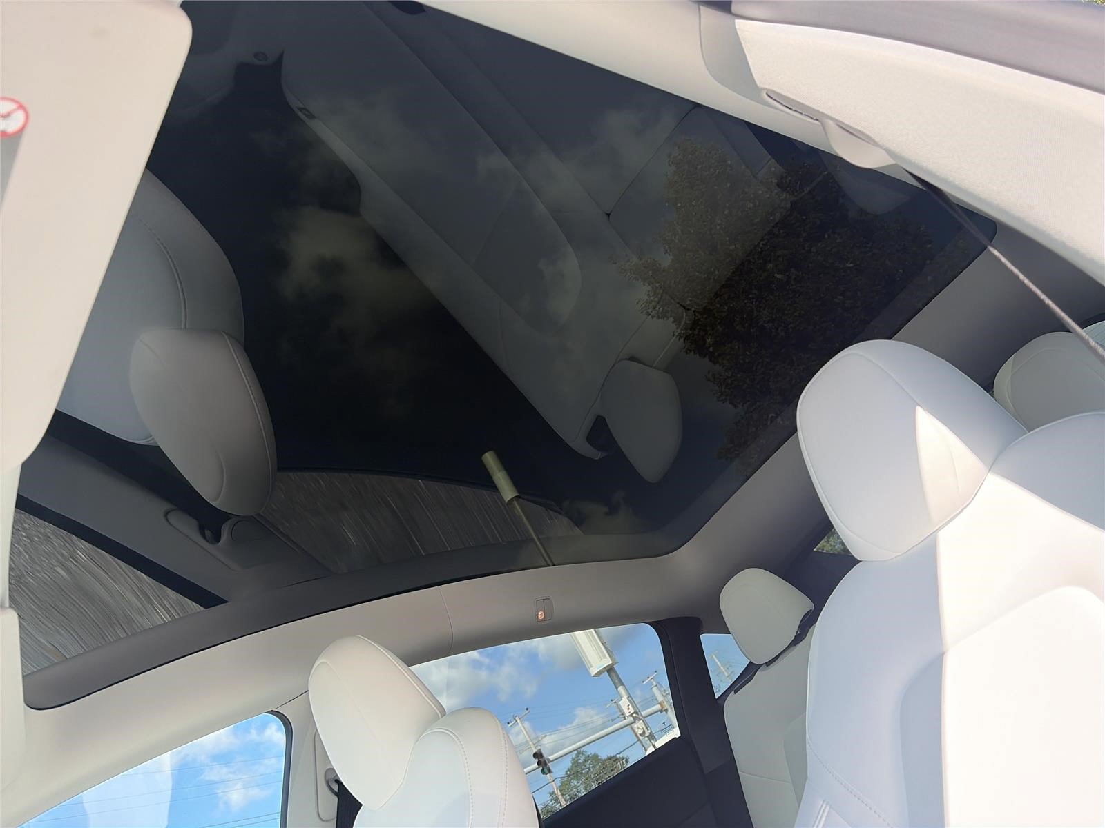 Used 2025 Tesla Model Y Long Range RWD image 10