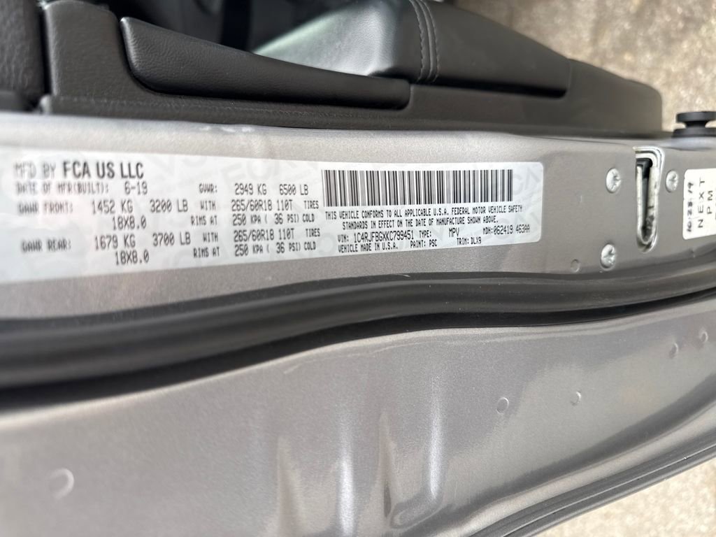 Used 2019 Jeep Grand Cherokee Limited w/ Luxury Group II image 31