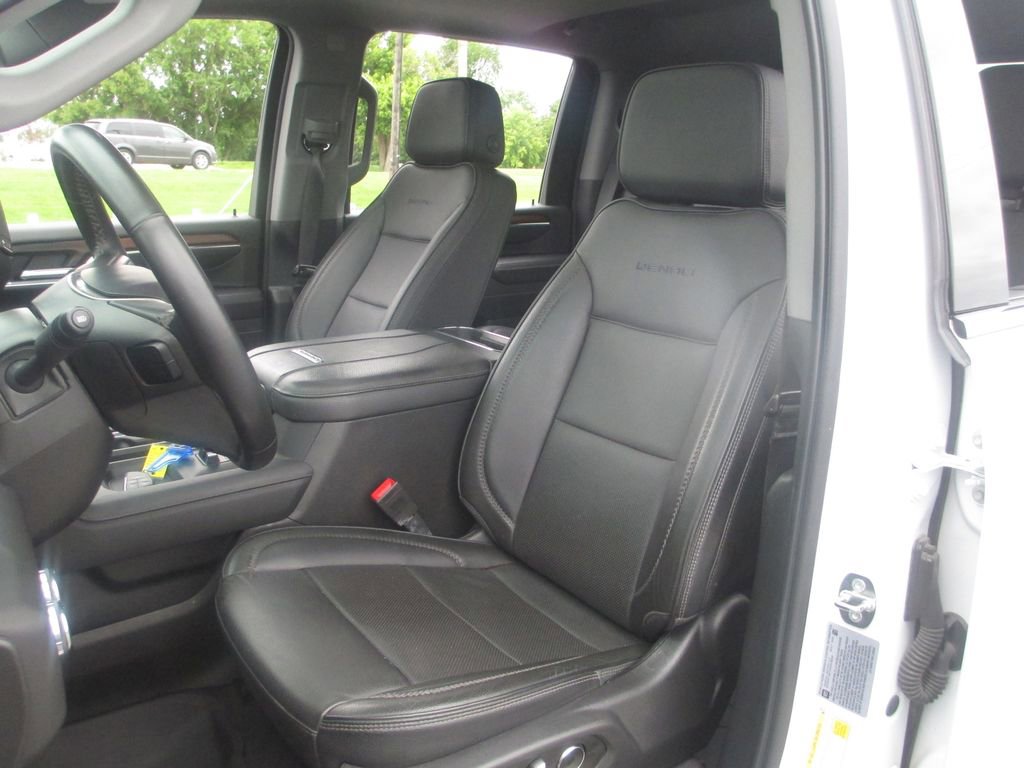 Used 2024 GMC Sierra 2500 Denali w/ Denali Reserve Package AWD/4WD image 25