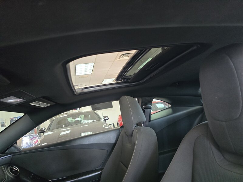Used 2015 Chevrolet Camaro LT RWD image 20
