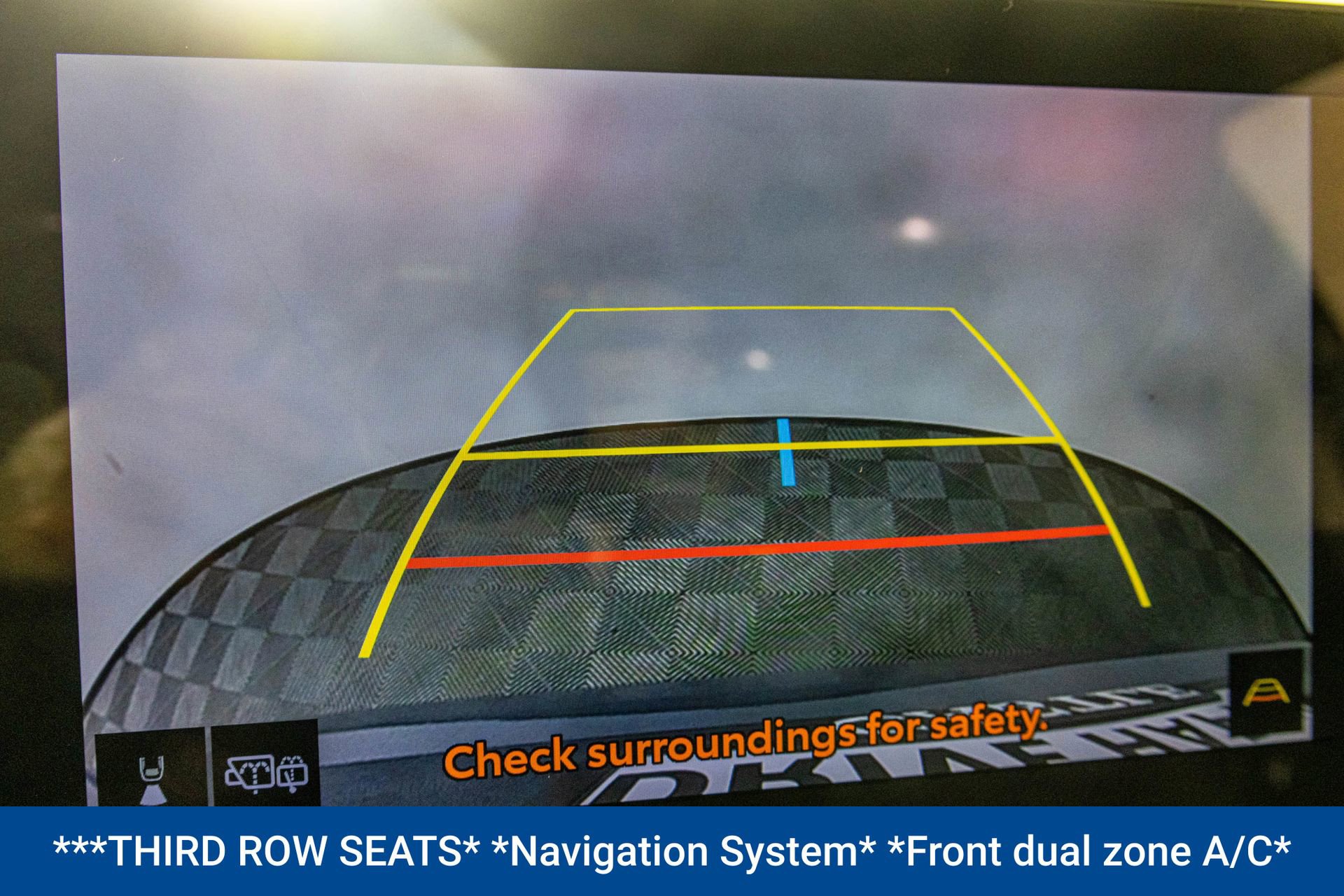 Used 2024 Toyota Grand Highlander XLE image 10