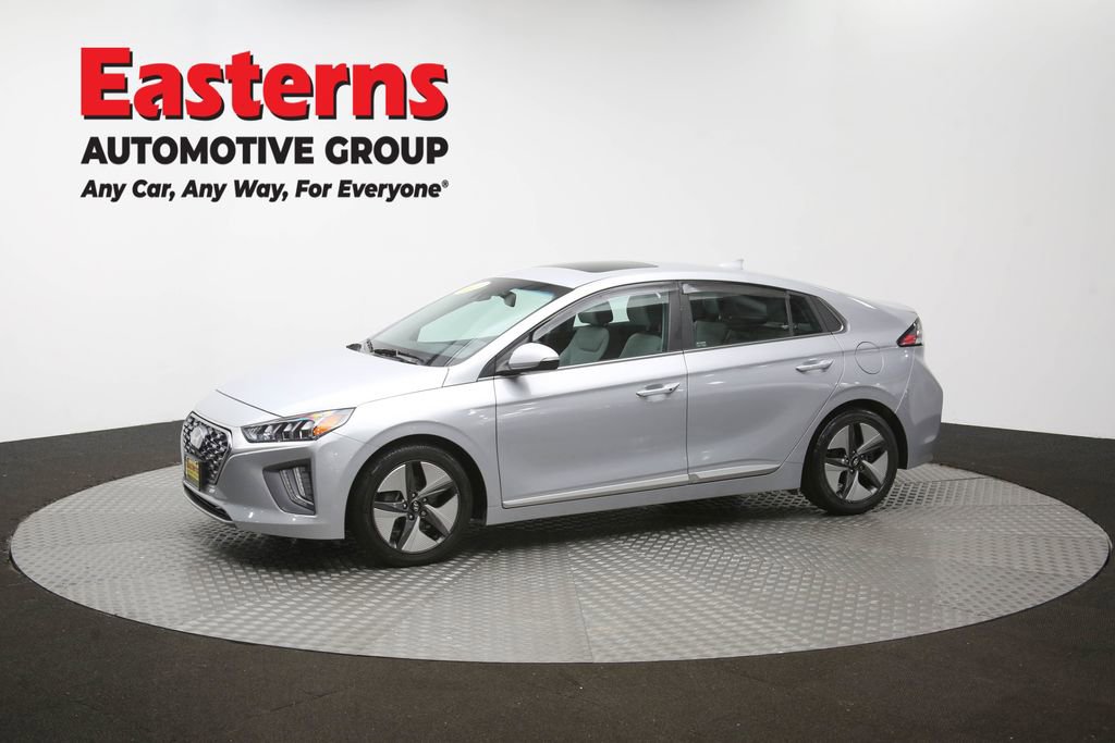 Used 2022 Hyundai Ioniq SEL FWD image 57