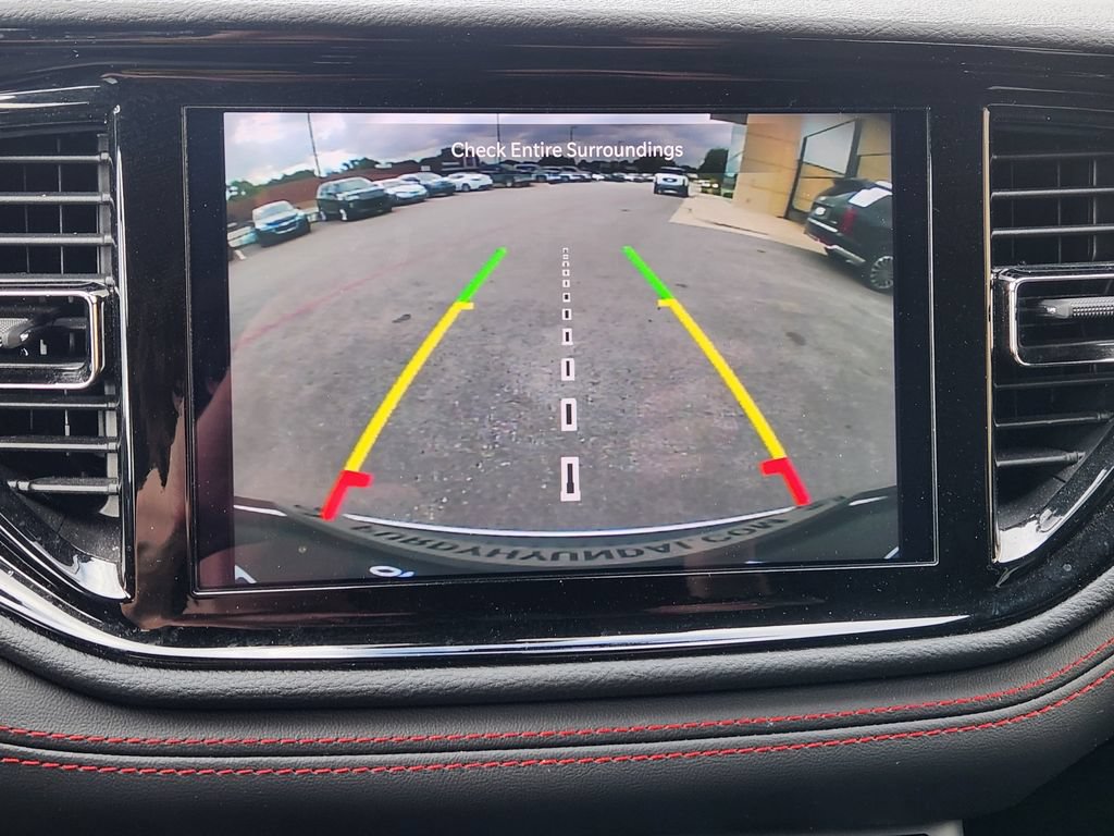 Used 2025 Dodge Durango GT RWD image 13