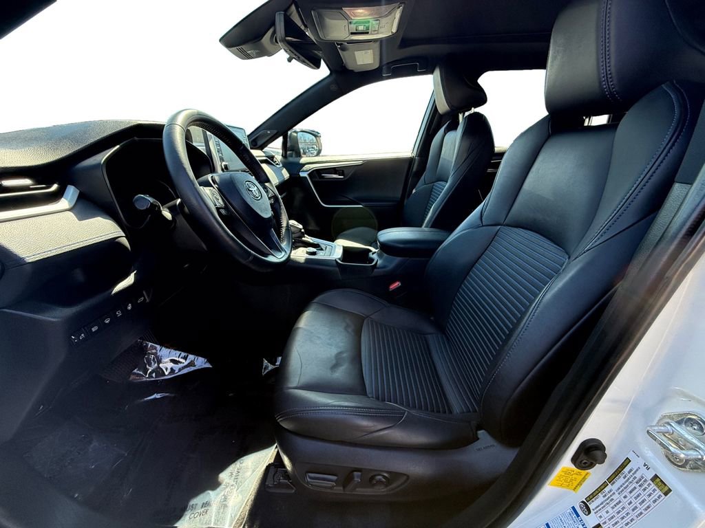 Used 2022 Toyota RAV4 XSE image 9