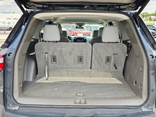 Used 2019 Chevrolet Traverse LT FWD image 11