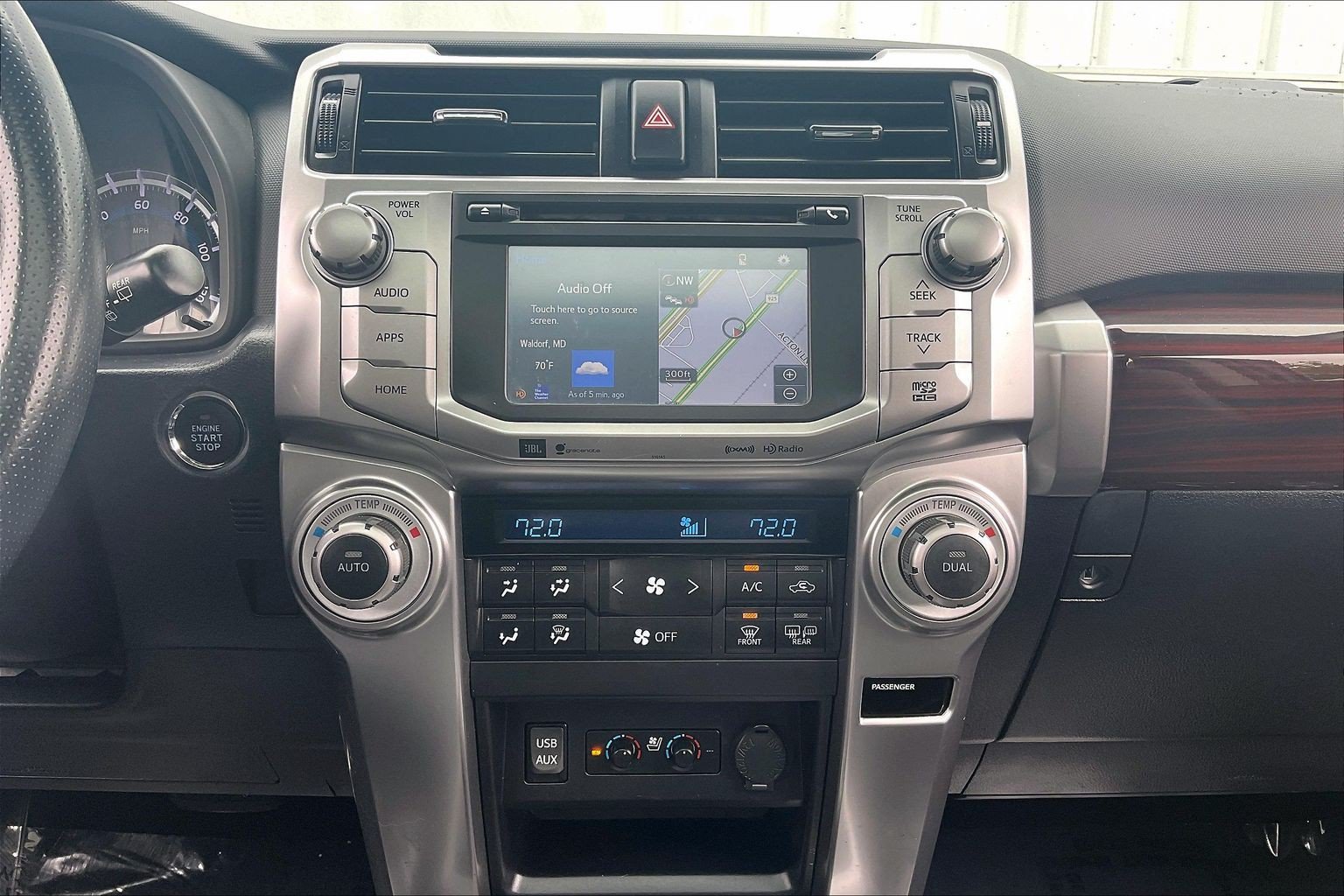 Used 2018 Toyota 4Runner Limited AWD/4WD image 38