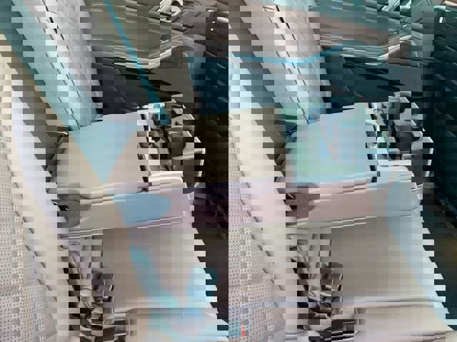 Used 2024 BMW X7 xDrive40i image 21