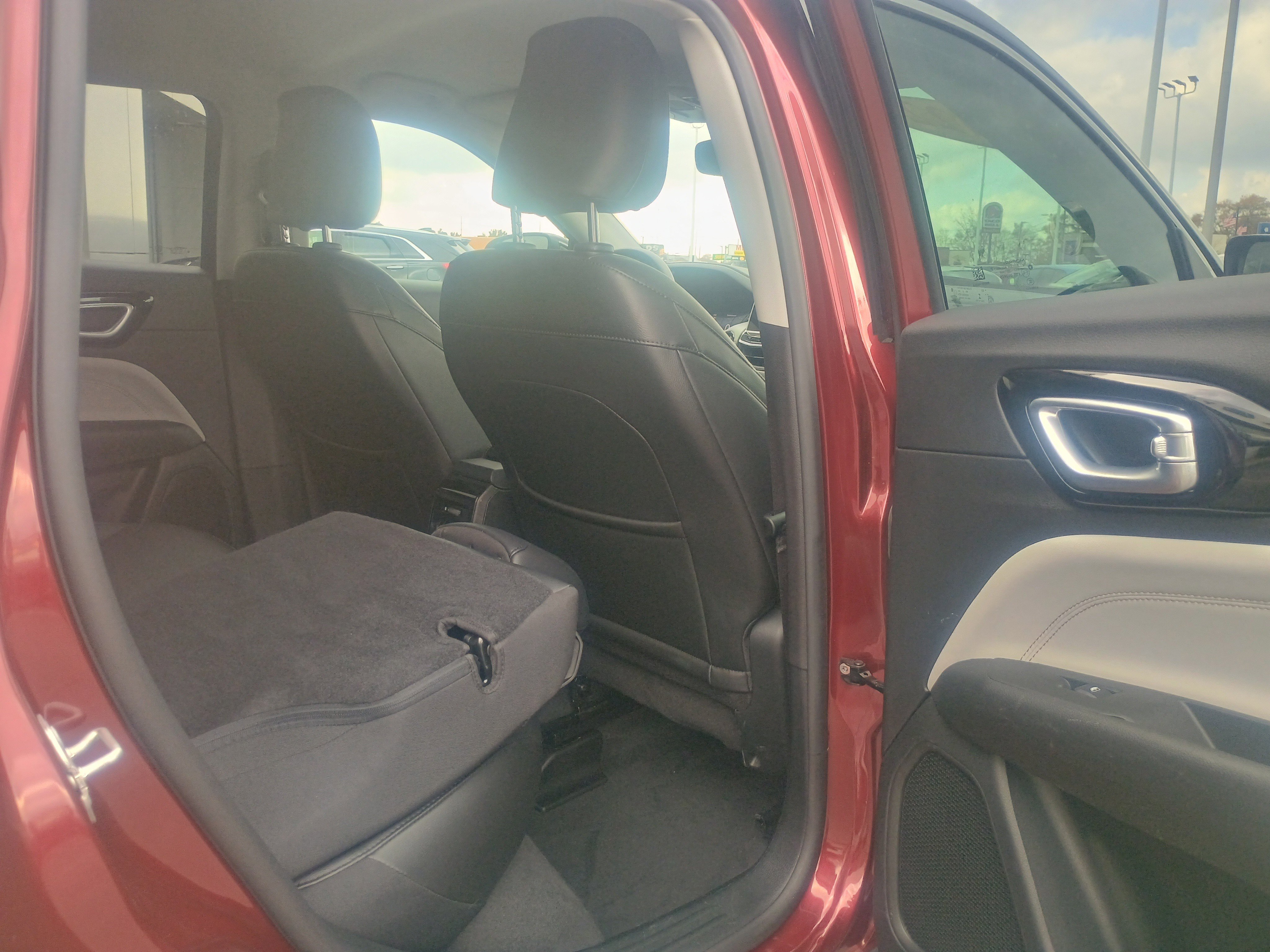 Used 2022 Jeep Compass Limited image 15