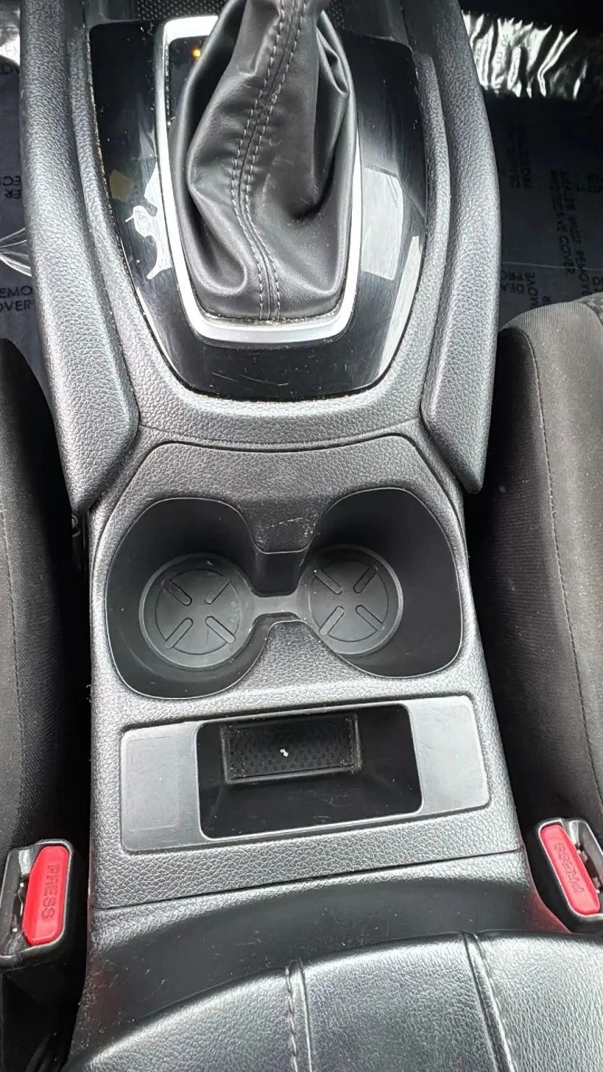 Used 2022 Nissan Rogue Sport S AWD/4WD image 17