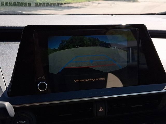 Used 2024 Toyota Prius XLE image 20