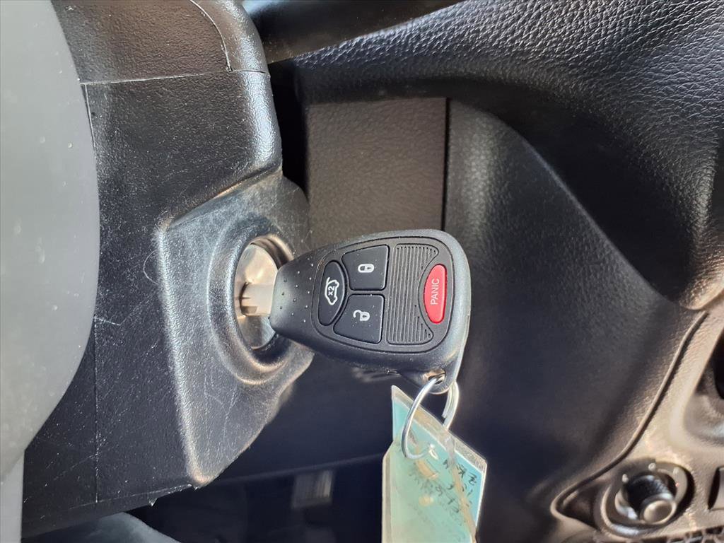 Used 2015 Jeep Wrangler Unlimited Sahara w/ Connectivity Group image 10