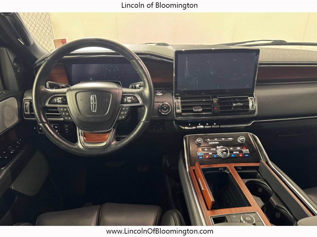Certified 2023 Lincoln Navigator Reserve AWD/4WD image 18