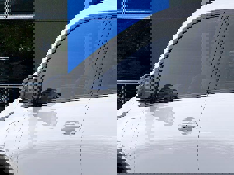 New 2027 Chevrolet Bolt LT w/ Comfort Package image 12