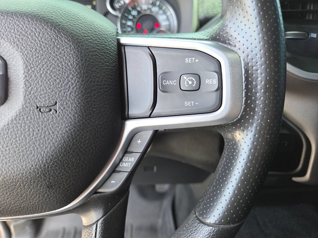 Used 2023 RAM 3500 Big Horn w/ Protection Group AWD/4WD image 33