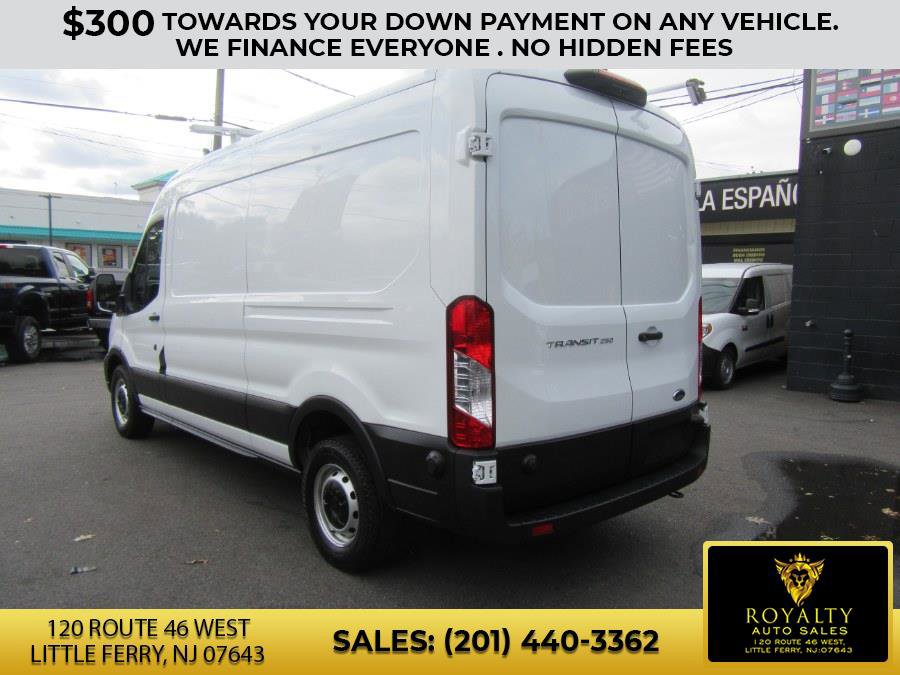 Used 2020 Ford Transit 250 Medium Roof w/ Load Area Protection Package image 12