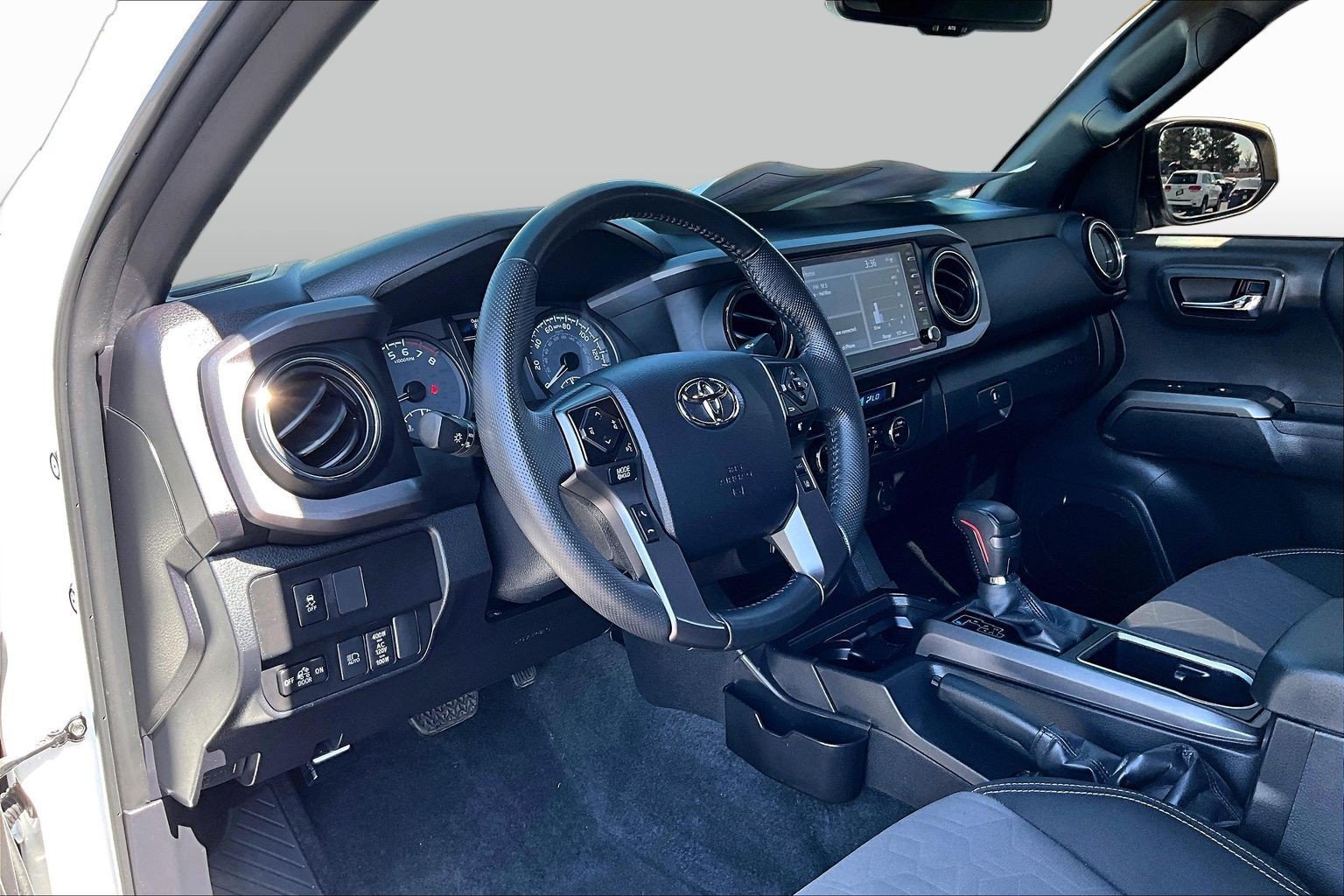 Used 2023 Toyota Tacoma TRD Sport AWD/4WD image 12