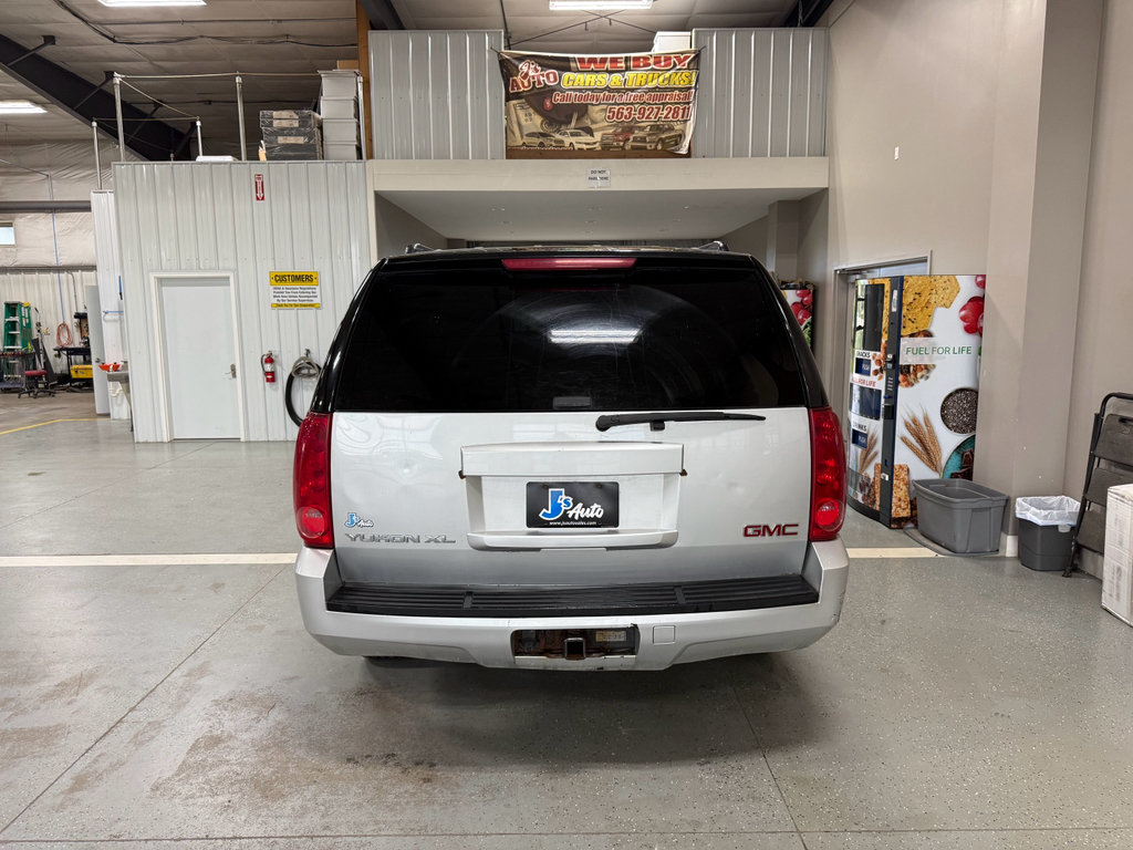 Used 2012 GMC Yukon XL SLE AWD/4WD image 6