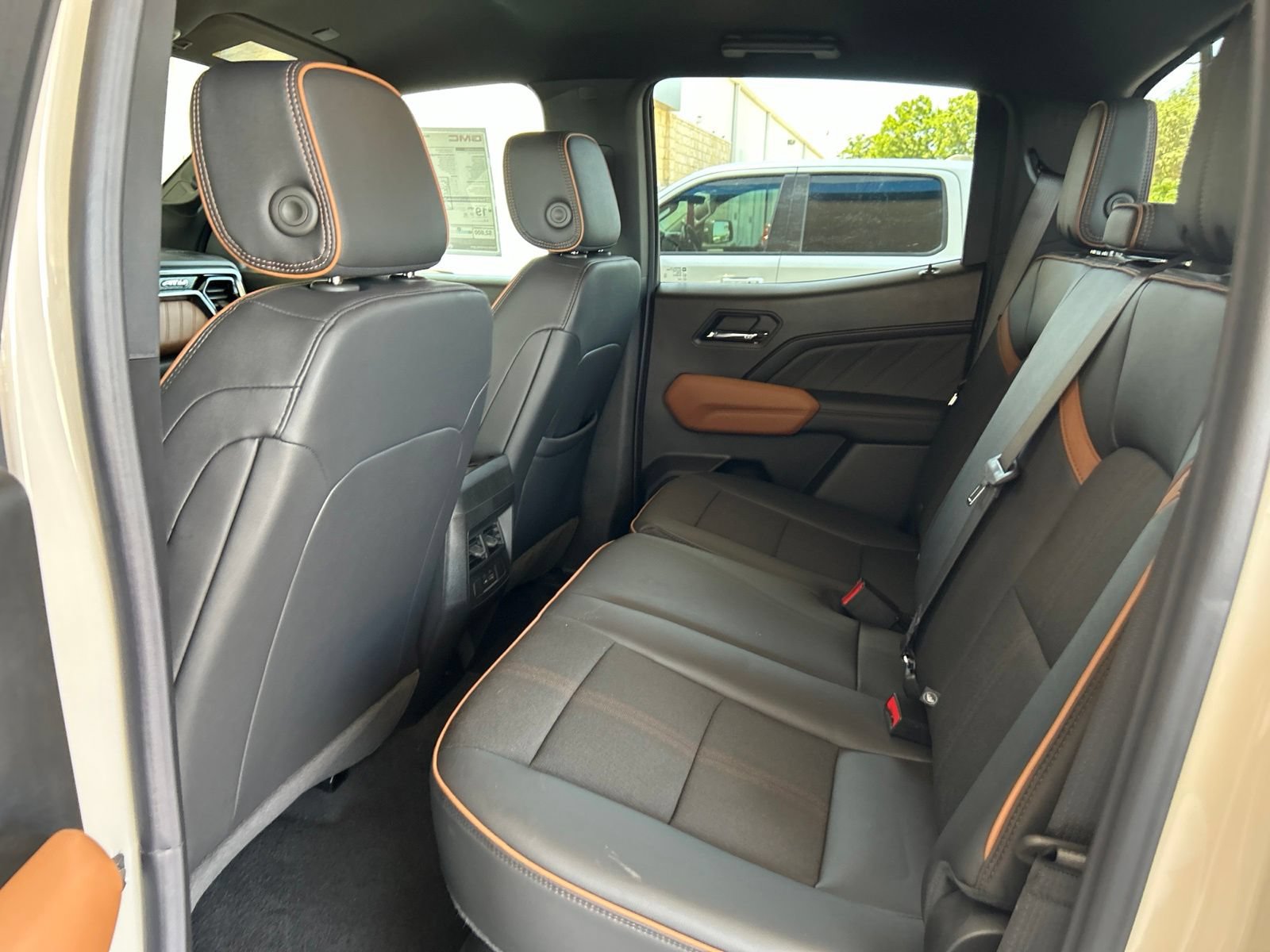 New 2026 GMC Canyon AT4 w/ Nightfall Essentials Package AWD/4WD image 11