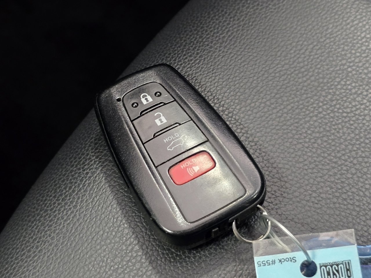 Used 2023 Toyota Highlander XLE AWD/4WD image 35