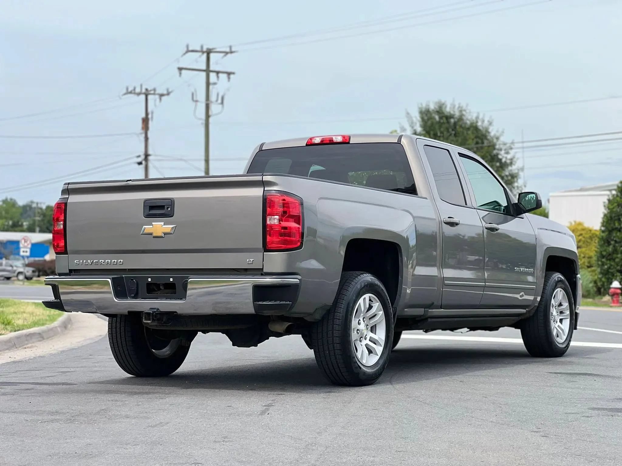 Used 2017 Chevrolet Silverado 1500 LT w/ All Star Edition RWD image 5
