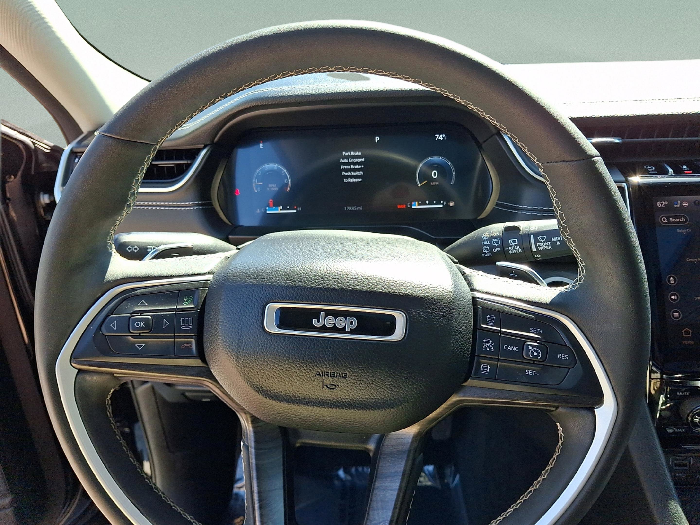 Certified 2023 Jeep Grand Cherokee L Limited w/ Luxury Tech Group II AWD/4WD image 19