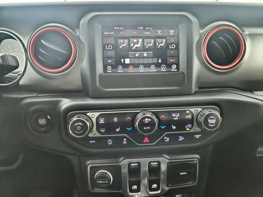 Used 2018 Jeep Wrangler Sport AWD/4WD image 30