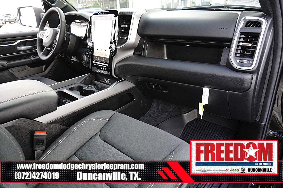 Used 2026 RAM 1500 Big Horn AWD/4WD image 12
