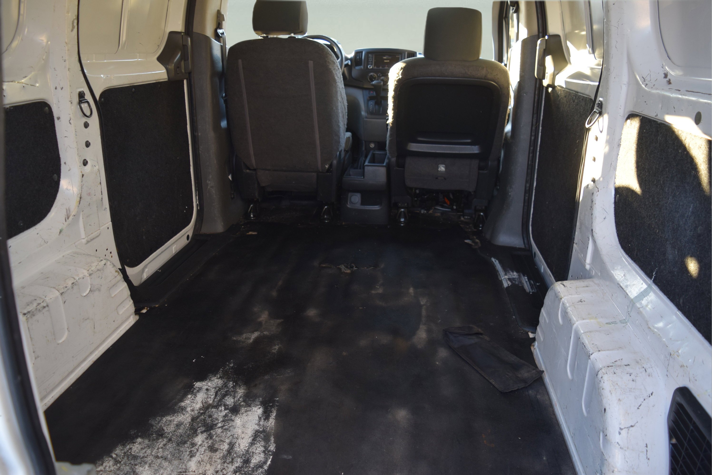 Used 2020 Nissan NV200 S w/ Back Door Glass Package image 6