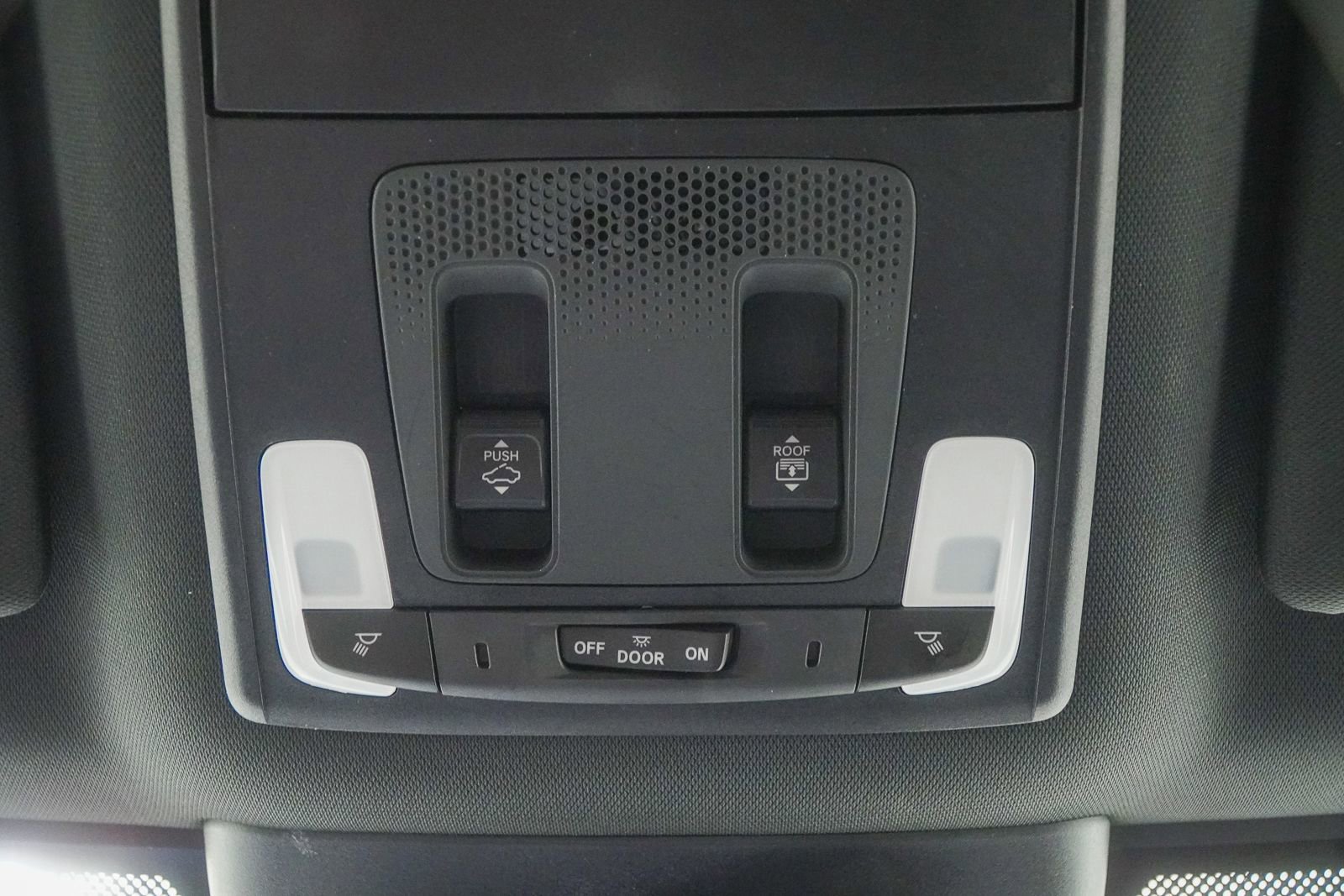 Certified 2025 Honda Pilot Black Edition image 29