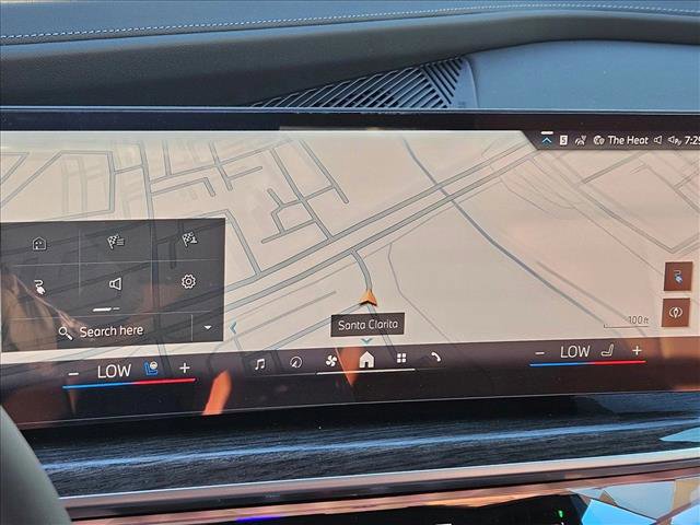 New 2025 BMW i7 xDrive60 w/ Premium Package AWD/4WD image 13