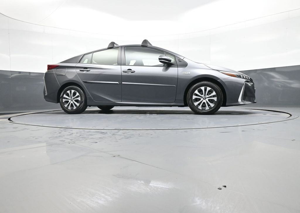 Certified 2022 Toyota Prius Prime XLE image 29