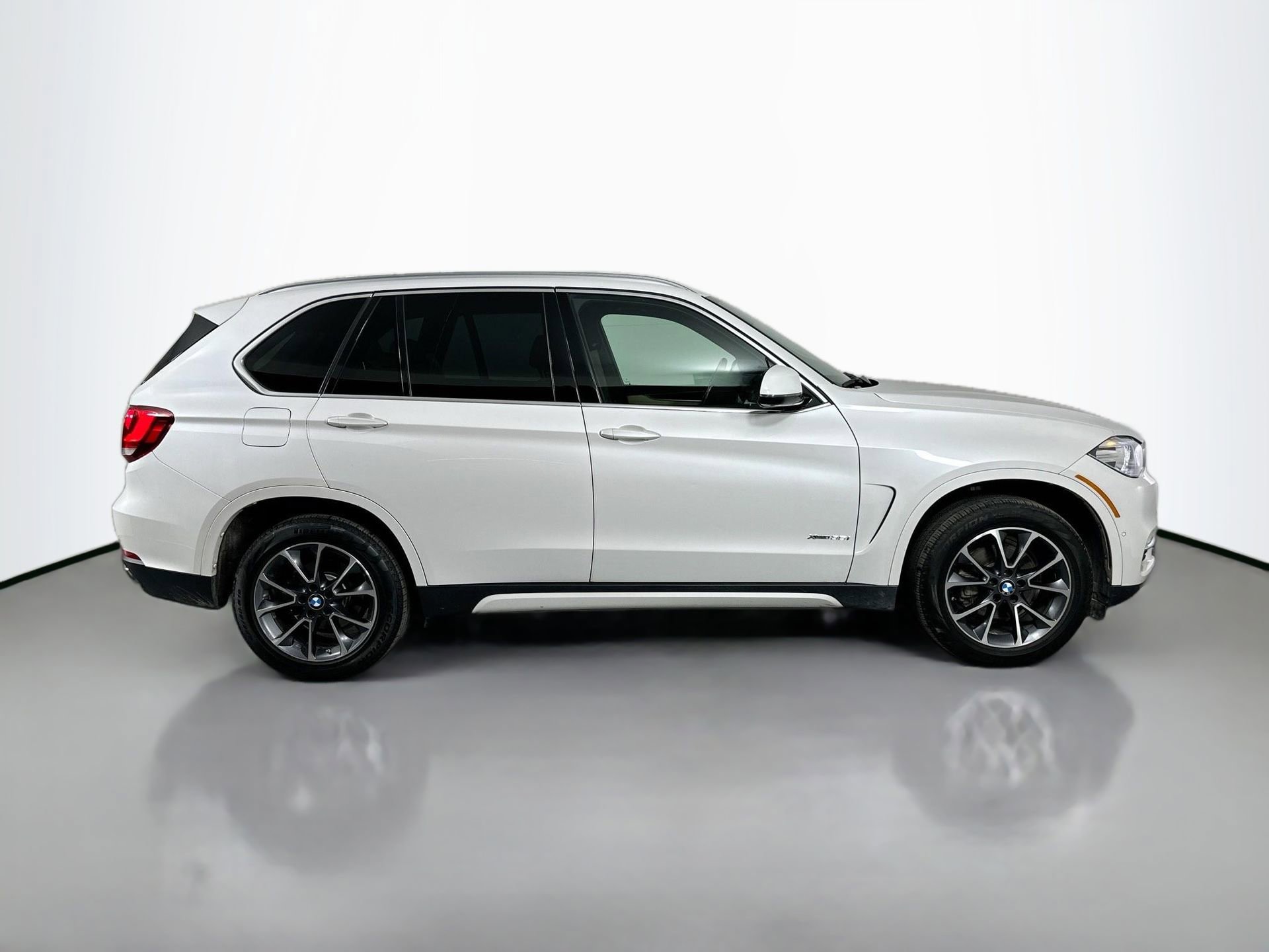 Used 2018 BMW X5 xDrive35i image 5